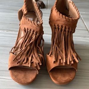 Madden girl suede cognac wedge sandels